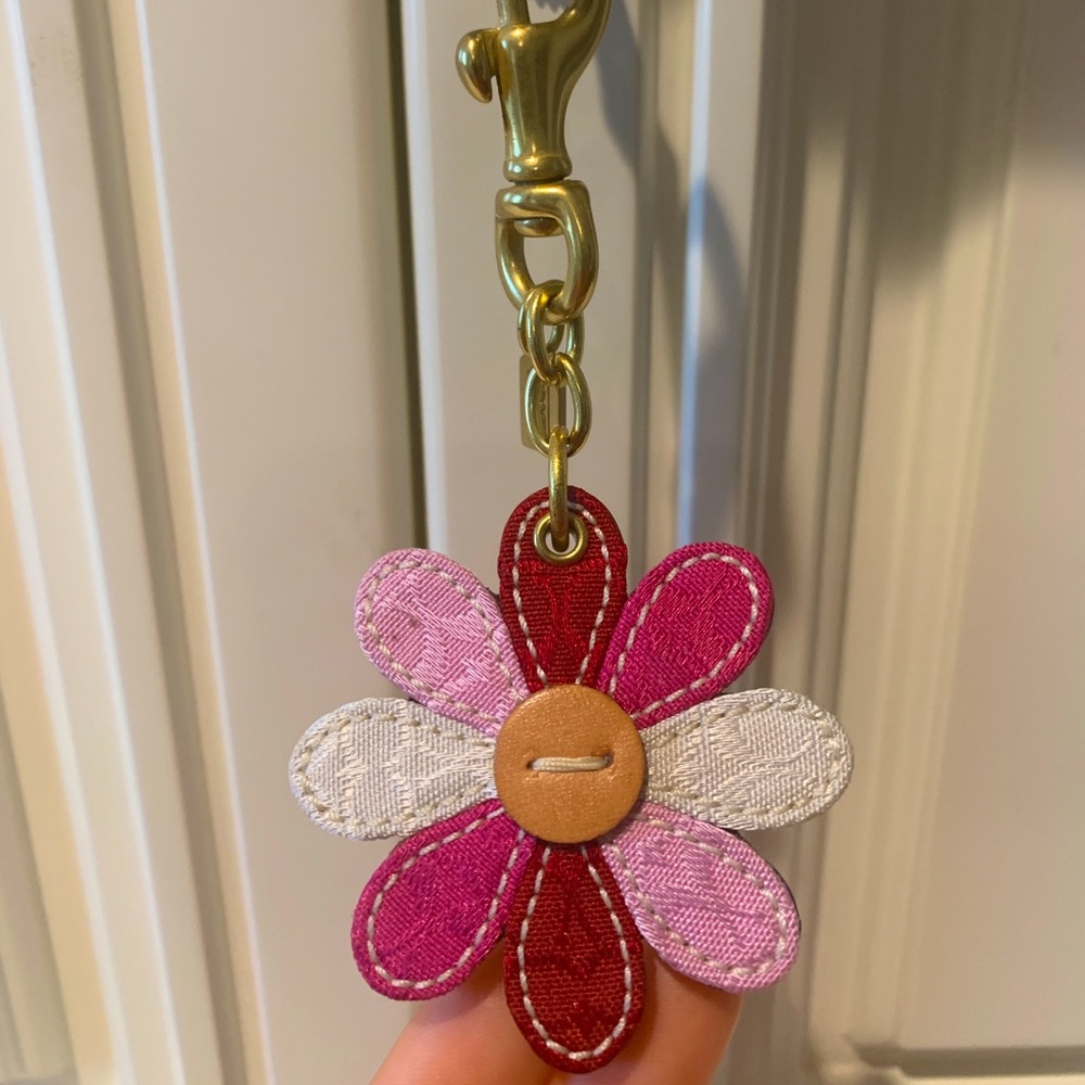 Coach 🌸flower key fobs🌸